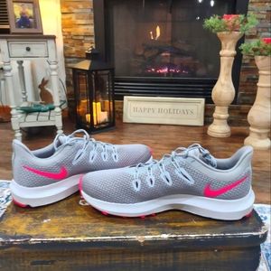 Women's Nike running shoes